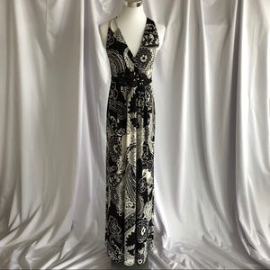 Black & ivory paisley maxi w sequin detail tie
